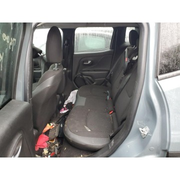 Jeep Renegade  SUV 2018,  2.4 benzyna, automat - Na sprzedaż za 18 696 zł - Katowice - zdjęcie 9