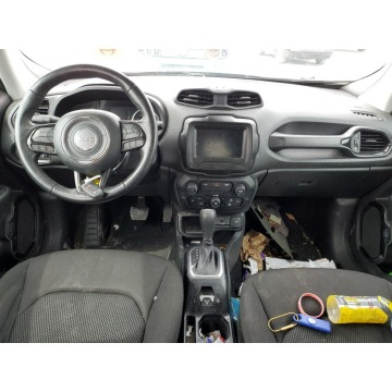Jeep Renegade  SUV 2018,  2.4 benzyna, automat - Na sprzedaż za 18 696 zł - Katowice - zdjęcie 8