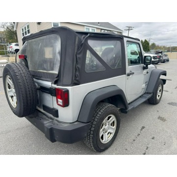 Jeep Wrangler  SUV 2012,  3.6 benzyna, automat - Na sprzedaż za 23 616 zł - Katowice - zdjęcie 6