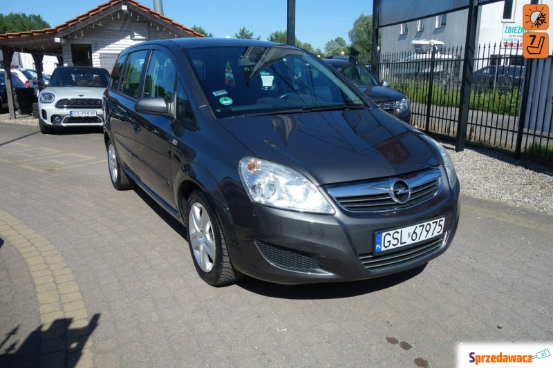 Opel Zafira  Minivan/Van 2009,  1.8 benzyna - Na sprzedaż za 12 900 zł - Słupsk