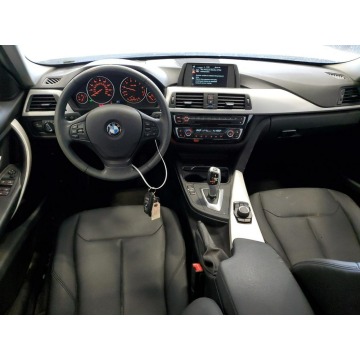 BMW Seria 3  Sedan/Limuzyna 2017,  2.0 benzyna, automat - Na sprzedaż za 20 172 zł - Katowice - zdjęcie 7