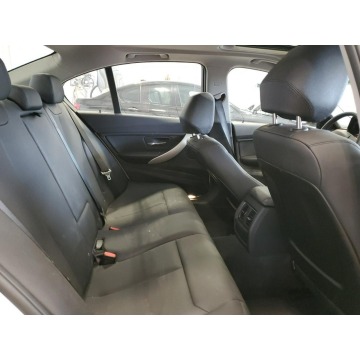 BMW Seria 3  Sedan/Limuzyna 2017,  2.0 benzyna, automat - Na sprzedaż za 20 172 zł - Katowice - zdjęcie 9