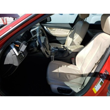 BMW Seria 3  Sedan/Limuzyna 2015,  2.0 benzyna, automat - Na sprzedaż za 12 054 zł - Katowice - zdjęcie 8