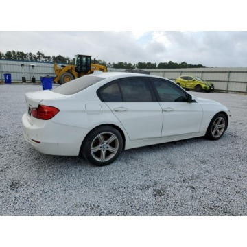 BMW Seria 3  Sedan/Limuzyna 2015,  2.0 benzyna, automat - Na sprzedaż za 12 915 zł - Katowice - zdjęcie 4
