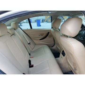 BMW Seria 3  Sedan/Limuzyna 2015,  2.0 benzyna, automat - Na sprzedaż za 12 915 zł - Katowice - zdjęcie 9