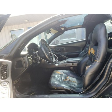 Chevrolet Corvette  Coupe/Sportowy 2001,  5.7 benzyna, automat - Na sprzedaż za 46 310 zł - Katowice - zdjęcie 7