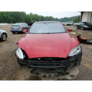 Tesla Model S  Sedan/Limuzyna 2016 elektryczny, automat - Na sprzedaż za 50 184 zł - Katowice - zdjęcie 2