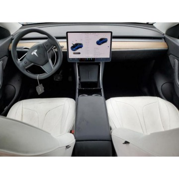 Tesla   SUV 2020 elektryczny, automat - Na sprzedaż za 54 120 zł - Katowice - zdjęcie 7