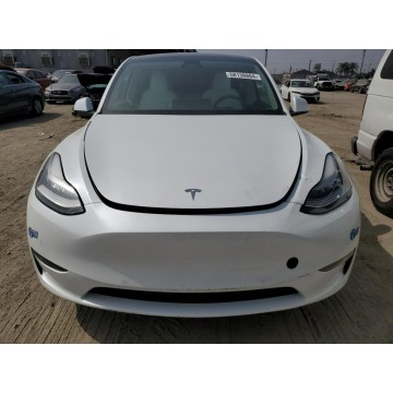 Tesla   SUV 2020 elektryczny, automat - Na sprzedaż za 67 650 zł - Katowice - zdjęcie 2
