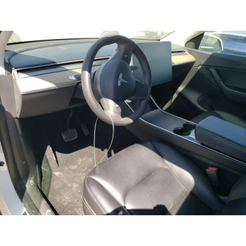 Tesla   SUV 2021 elektryczny, automat - Na sprzedaż za 79 950 zł - Katowice - zdjęcie 9