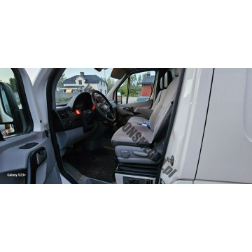 Volkswagen Crafter  Bus 2008,  2.5 diesel, automat - Na sprzedaż za 52 350 zł - Skoczów - zdjęcie 10
