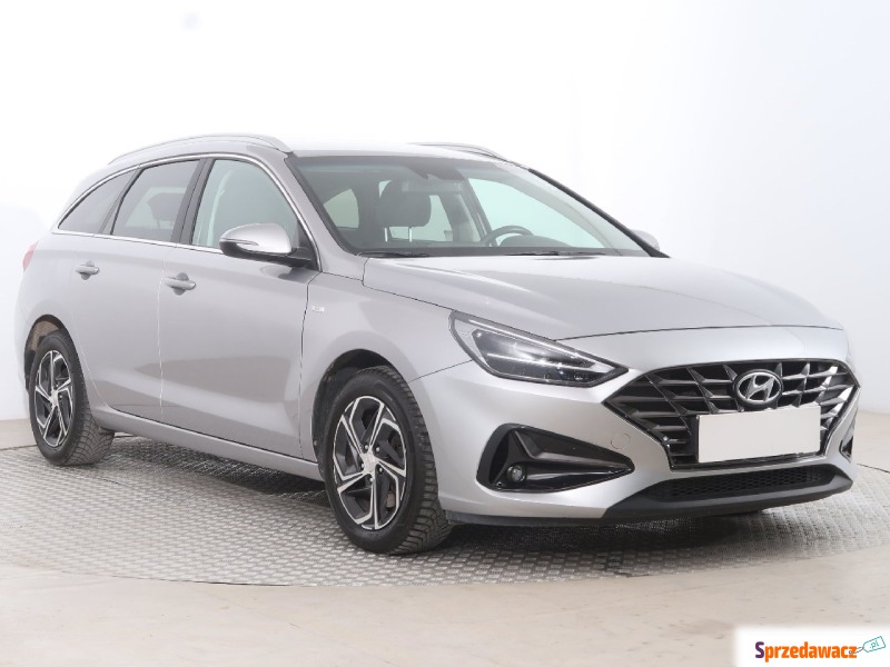 Hyundai i30  Kombi 2020,  1.5 benzyna - Na sprzedaż za 61 787 zł - Bielany Wrocławskie