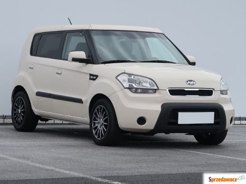 Kia Soul  Hatchback 2009,  1.6 diesel - Na sprzedaż za 13 999 zł - Lublin