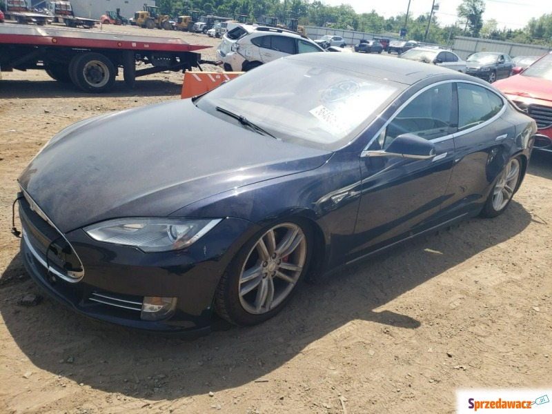 Tesla Model S  Sedan/Limuzyna 2014,  0.0 zasilanie elektryczne - Na sprzedaż za 42 558 zł - Katowice