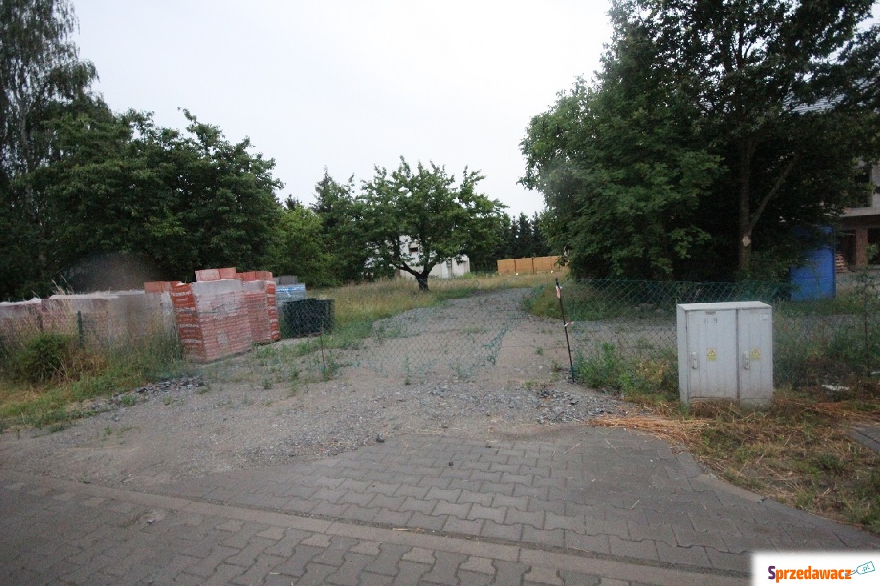 Działka Budowlana (1000 m2) ok...