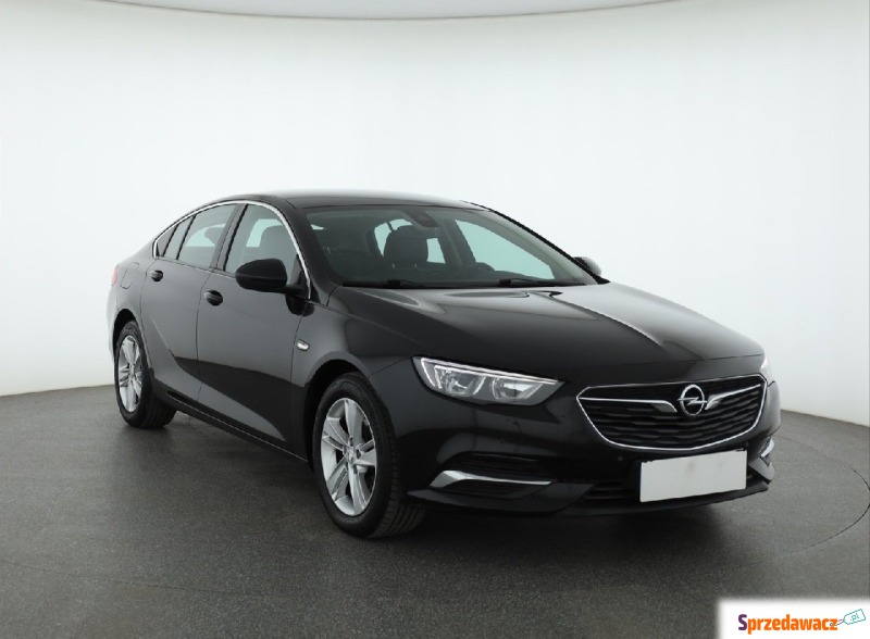 Opel Insignia  Hatchback 2019,  1.6 diesel - Na sprzedaż za 56 999 zł - Piaseczno
