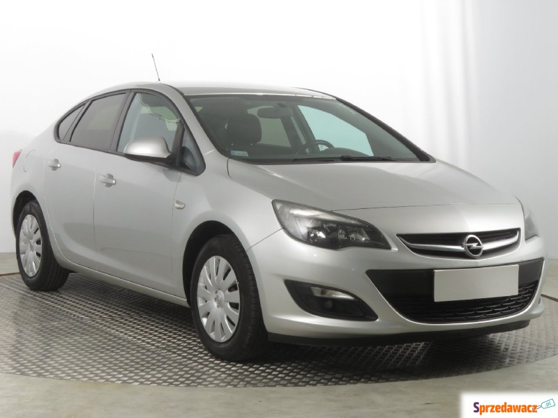 Opel Astra  Hatchback 2019,  1.4 benzyna - Na sprzedaż za 34 958 zł - Katowice