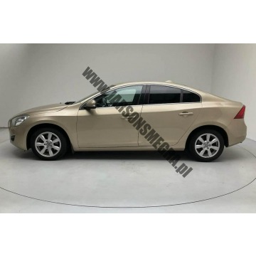 Volvo S60  Sedan/Limuzyna 2011,  1.6 diesel - Na sprzedaż za 41 000 zł - Skoczów - zdjęcie 3