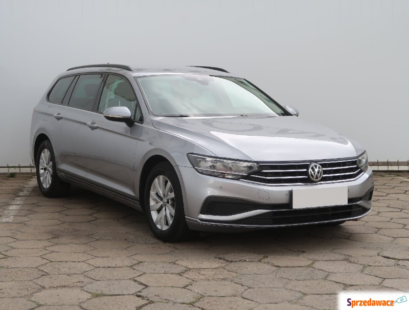 Volkswagen Passat  Kombi 2019,  2.0 diesel - Na sprzedaż za 56 909 zł - Łódź