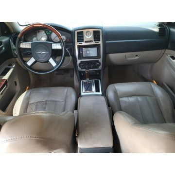 Chrysler 300C  Sedan/Limuzyna 2008,  5.7 benzyna, automat - Na sprzedaż za 10 824 zł - Katowice - zdjęcie 7