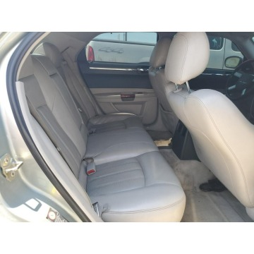 Chrysler 300C  Sedan/Limuzyna 2008,  5.7 benzyna, automat - Na sprzedaż za 10 824 zł - Katowice - zdjęcie 8