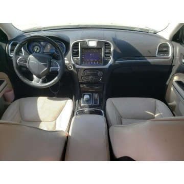 Chrysler 300C  Sedan/Limuzyna 2016,  3.6 benzyna, automat - Na sprzedaż za 23 124 zł - Katowice - zdjęcie 8