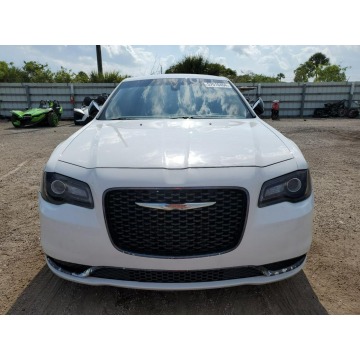 Chrysler 300C  Sedan/Limuzyna 2019,  3.6 benzyna, automat - Na sprzedaż za 31 980 zł - Katowice - zdjęcie 2