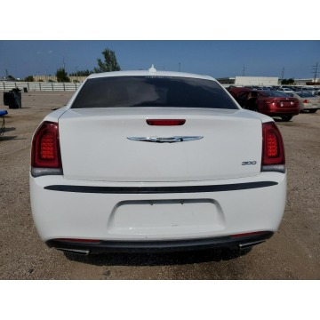Chrysler 300C  Sedan/Limuzyna 2019,  3.6 benzyna, automat - Na sprzedaż za 31 980 zł - Katowice - zdjęcie 5