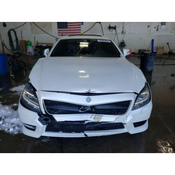 Mercedes - Benz CLS-klasa  Coupe/Sportowy 2014,  4.6 benzyna, automat - Na sprzedaż za 27 060 zł - Katowice - zdjęcie 2