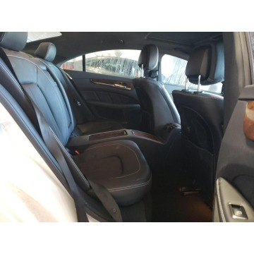 Mercedes - Benz CLS-klasa  Coupe/Sportowy 2014,  4.6 benzyna, automat - Na sprzedaż za 27 060 zł - Katowice - zdjęcie 9