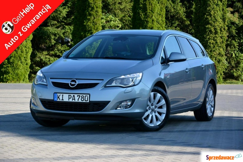 Opel Astra  Hatchback 2011,  1.6 benzyna - Na sprzedaż za 27 900 zł - Ostrów Mazowiecka