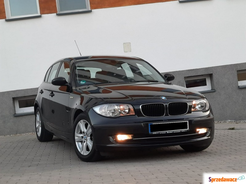 BMW Seria 1  Hatchback 2009,  1.6 benzyna - Na sprzedaż za 24 900 zł - Olsztyn