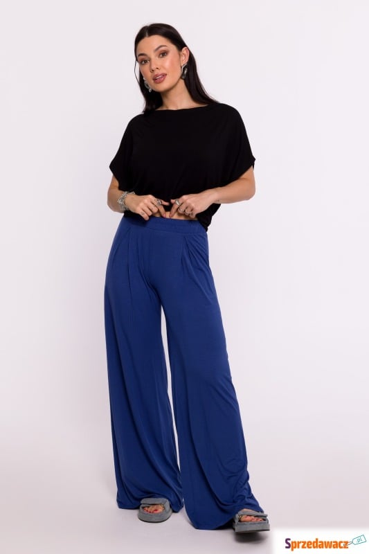 Niebieskie wizkozowe spodnie szerokie z zakładką - Spodnie damskie - Kłodzko