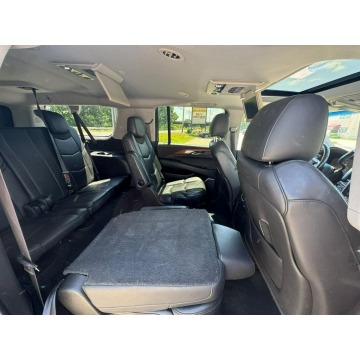 Cadillac Escalade  SUV 2015,  6.2 benzyna, automat - Na sprzedaż za 67 404 zł - Katowice - zdjęcie 7