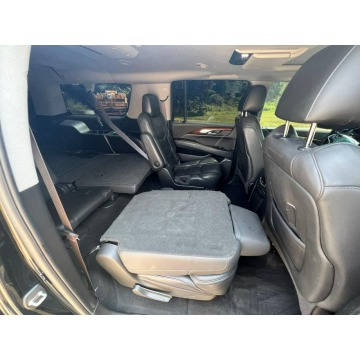 Cadillac Escalade  SUV 2017,  6.2 benzyna, automat - Na sprzedaż za 92 004 zł - Katowice - zdjęcie 7