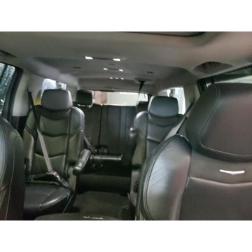 Cadillac Escalade  SUV 2019,  6.2 benzyna, automat - Na sprzedaż za 83 394 zł - Katowice - zdjęcie 10