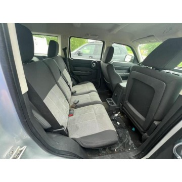 Dodge Nitro  SUV 2007,  3.7 benzyna, automat - Na sprzedaż za 6 642,00 zł - Katowice - zdjęcie 7