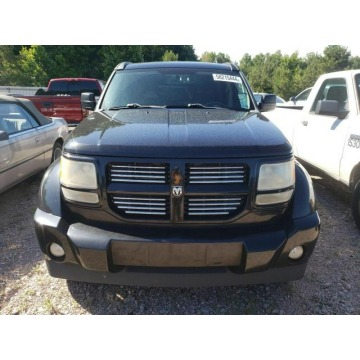 Dodge Nitro  SUV 2011,  4.0 benzyna, automat - Na sprzedaż za 5 658,00 zł - Katowice - zdjęcie 2