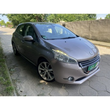 Peugeot 208 Allure Opłacony Benzyna