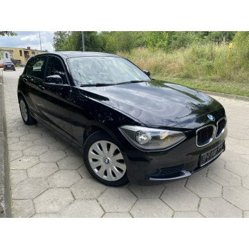 BMW 114 Opłacony Benzyna Super stan