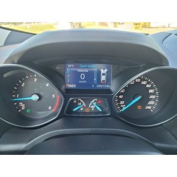 Ford Kuga  SUV 2015,  2.0 diesel, automat - Na sprzedaż za 45 900 zł - Wieliczka - zdjęcie 12