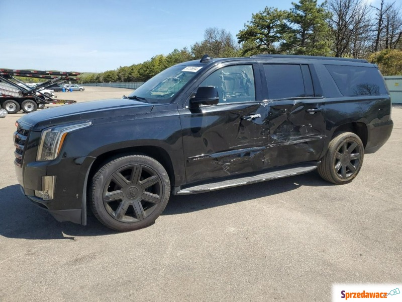 2020 CADILLAC ESCALADE ESV LUXURY - Samochody osobowe - Katowice