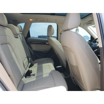 Audi Q5  SUV 2016,  2.0 benzyna, automat - Na sprzedaż za 27 946 zł - Katowice - zdjęcie 9