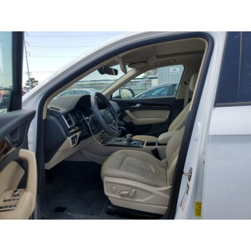 Audi Q5  SUV 2018,  2.0 benzyna, automat - Na sprzedaż za 45 756 zł - Katowice - zdjęcie 7