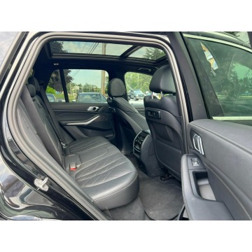 BMW X5  SUV 2023,  3.0 benzyna, automat - Na sprzedaż za 167 280 zł - Katowice - zdjęcie 7