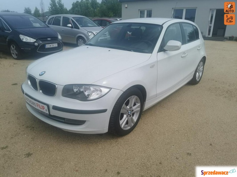 BMW Seria 1  Hatchback 2011,  2.0 benzyna - Na sprzedaż za 19 900 zł - Strzegom