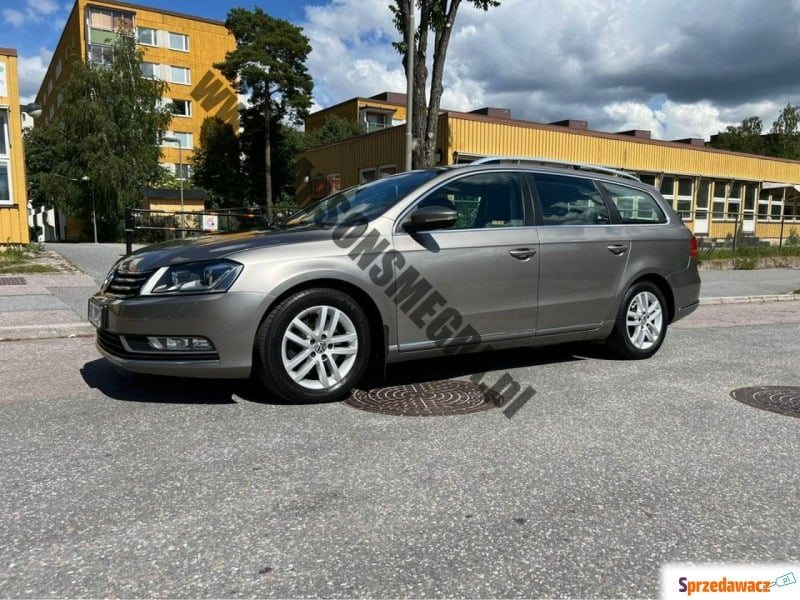 Volkswagen Passat 2011,  2.0 diesel - Na sprzedaż za 29 900 zł - Kiczyce