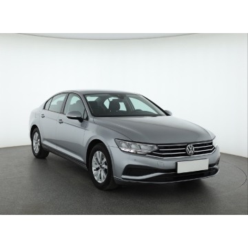 VW Passat 1.5 TSI (150KM), 2020