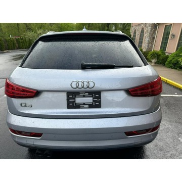 Audi Q3  SUV 2017,  2.0 benzyna, automat - Na sprzedaż za 35 301 zł - Katowice - zdjęcie 5