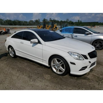 Mercedes - Benz E-klasa  Coupe/Sportowy 2013,  4.6 benzyna, automat - Na sprzedaż za 27 306 zł - Katowice - zdjęcie 3